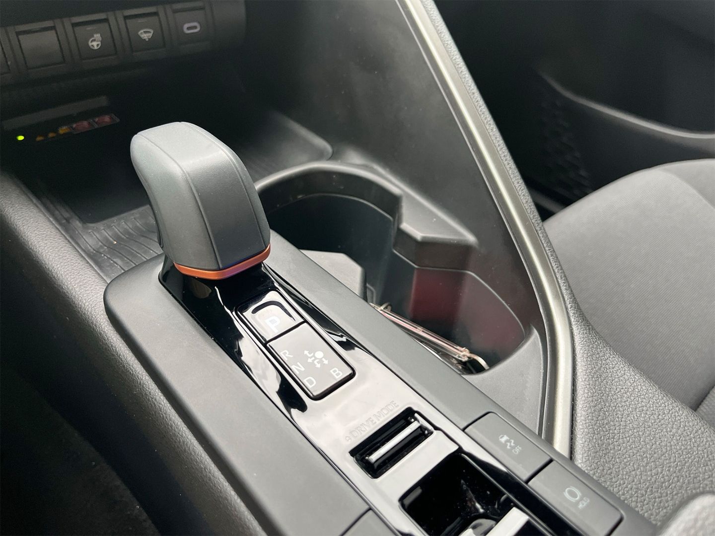 Toyota C-HR Team D Hybrid +Navi +LED +Smartphone-Integr