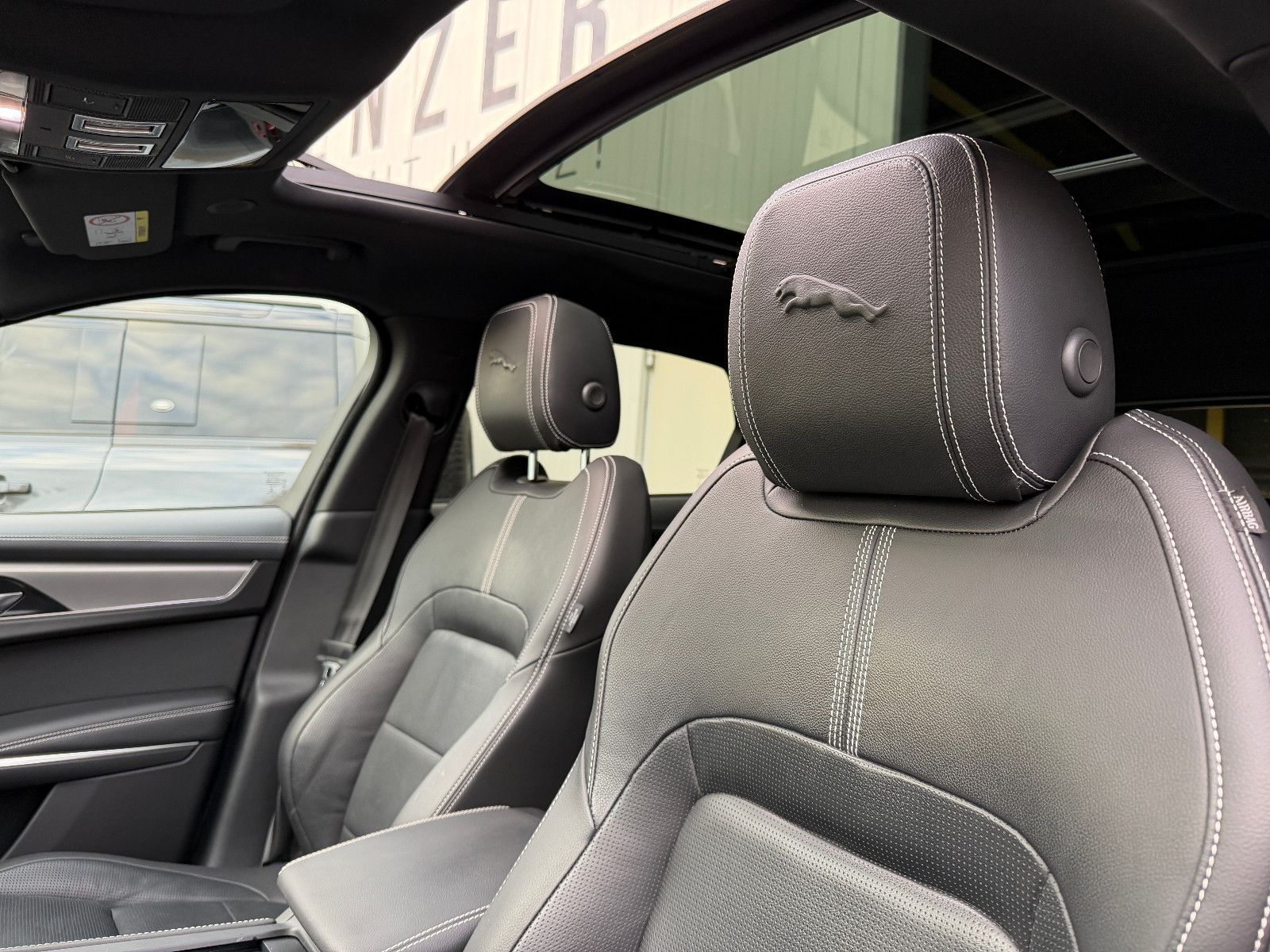 Jaguar F-Pace F-PACE R-Dynamic S AWD/PANO/3D-KAMERA