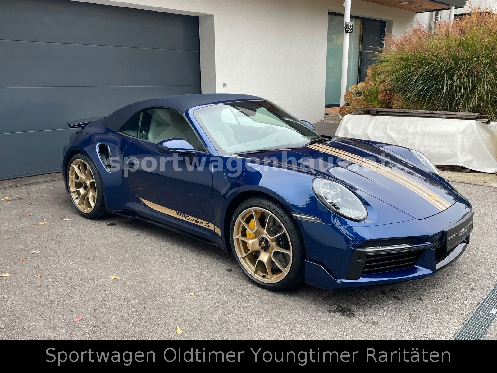 Porsche 911 992 Turbo S - Samsaru's Car Outlet
