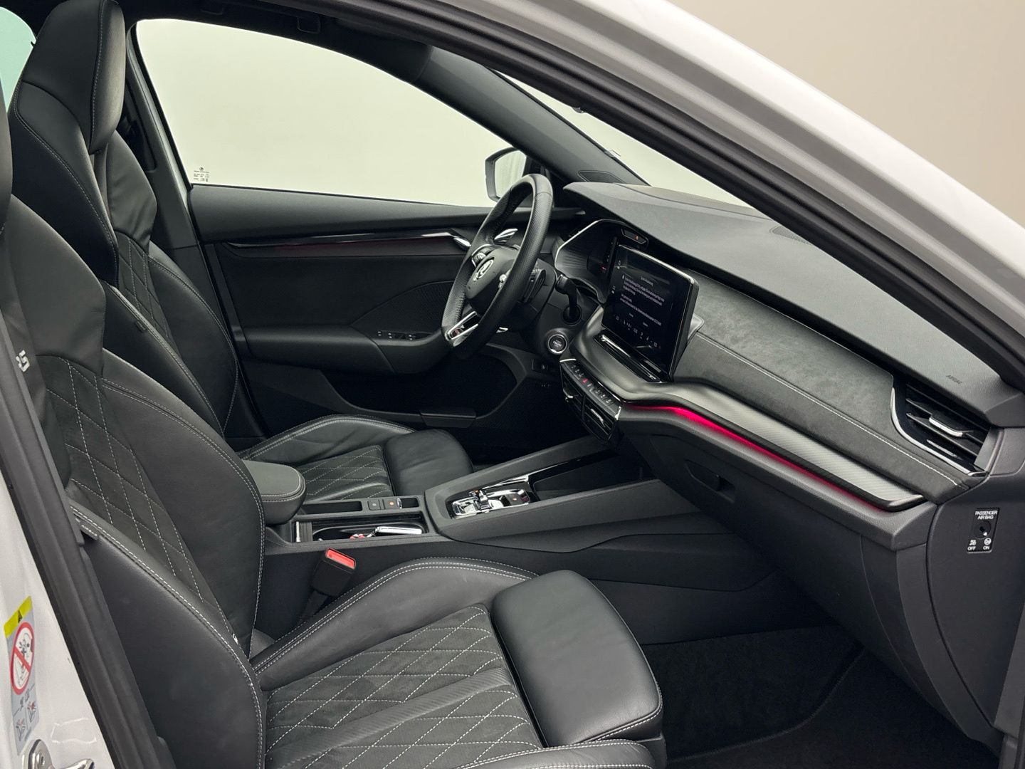 Skoda Octavia Combi RS 1.4 TSI iV DSG Matrix Pano ACC