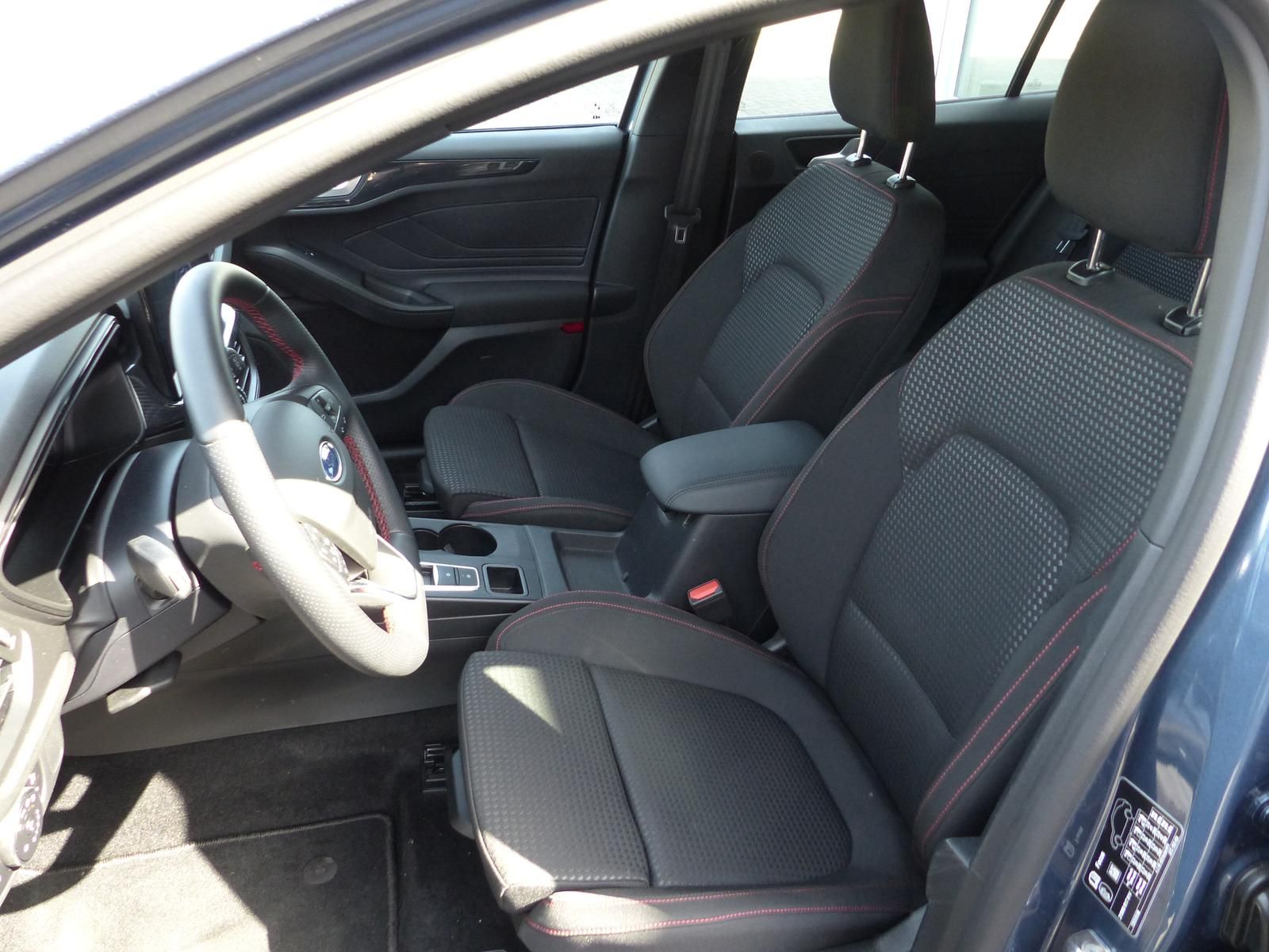 Ford Focus 1.5 EcoBlue TDCi ST-Line
