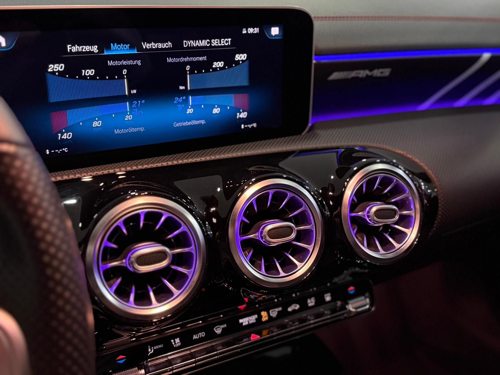 Mercedes-Benz CLA 35 AMG 4M - Samsaru's Car Outlet