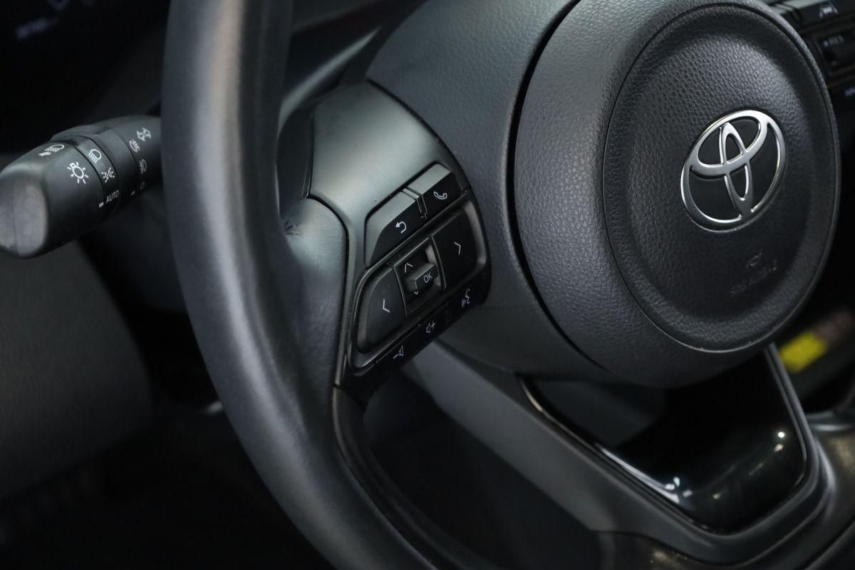 Toyota Yaris Cross CVT Team D LED Navi SHZ iACC Kam 17"