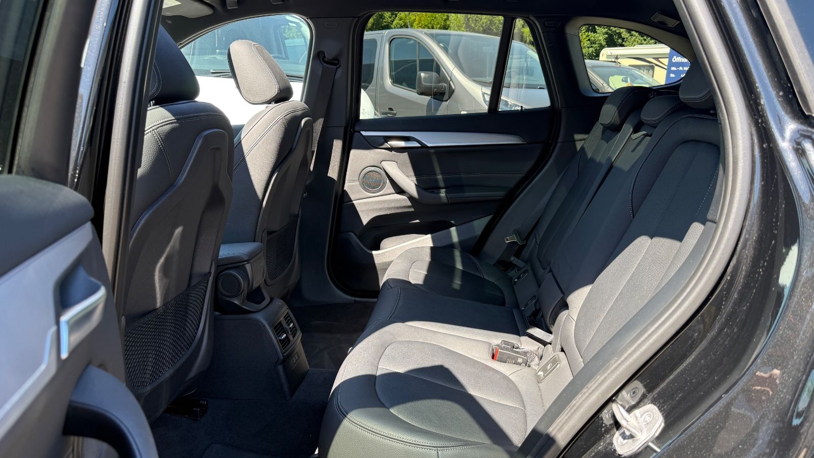 BMW X1 xDrive 20 d M Sport - Samsaru's Car Outlet