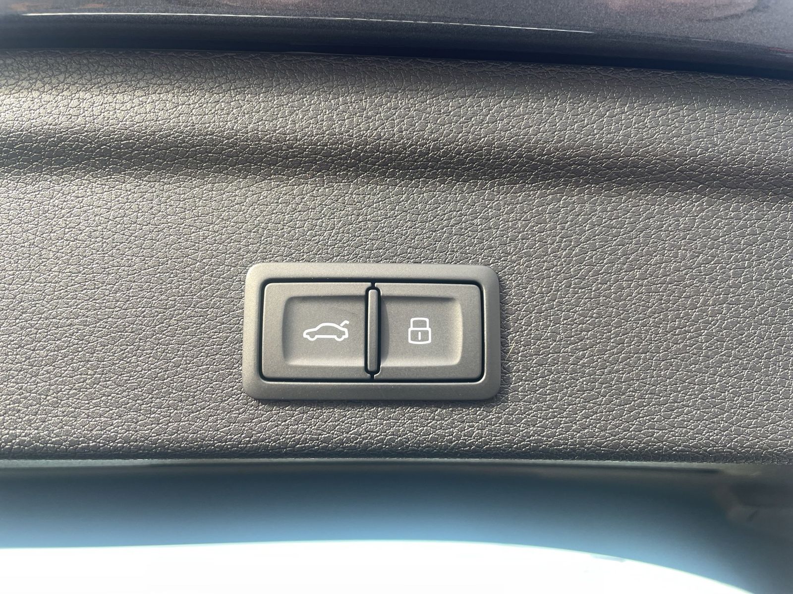 Audi Q3 Sportback 40TFSI S-Line Matrix|AHK|Pano