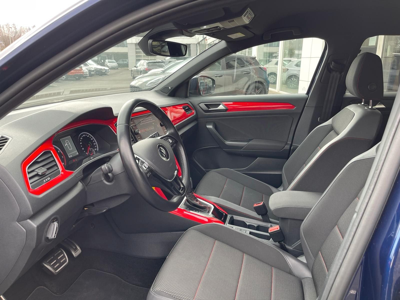 Volkswagen T-Roc Sport 1.5 TSI - Samsaru's Car Outlet