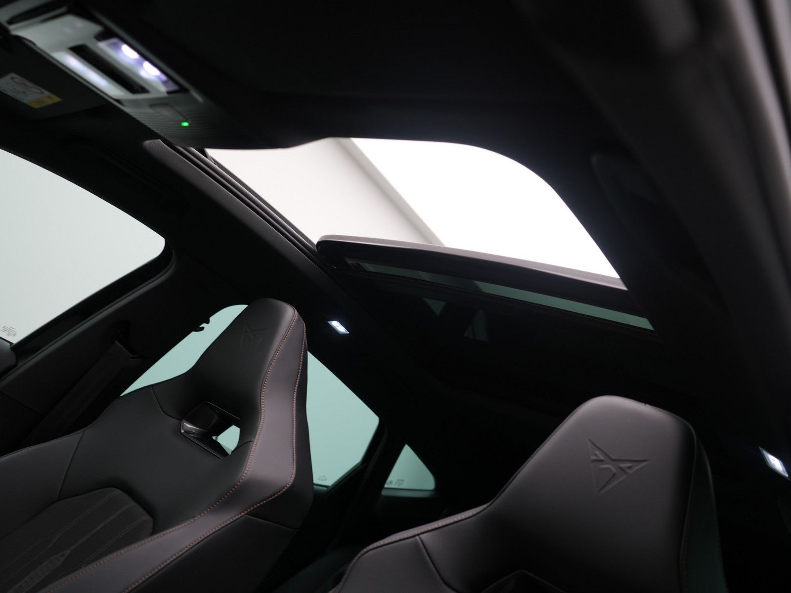 Cupra Formentor VZ e-Hybrid PANO LEDER AHK ACC NAVI