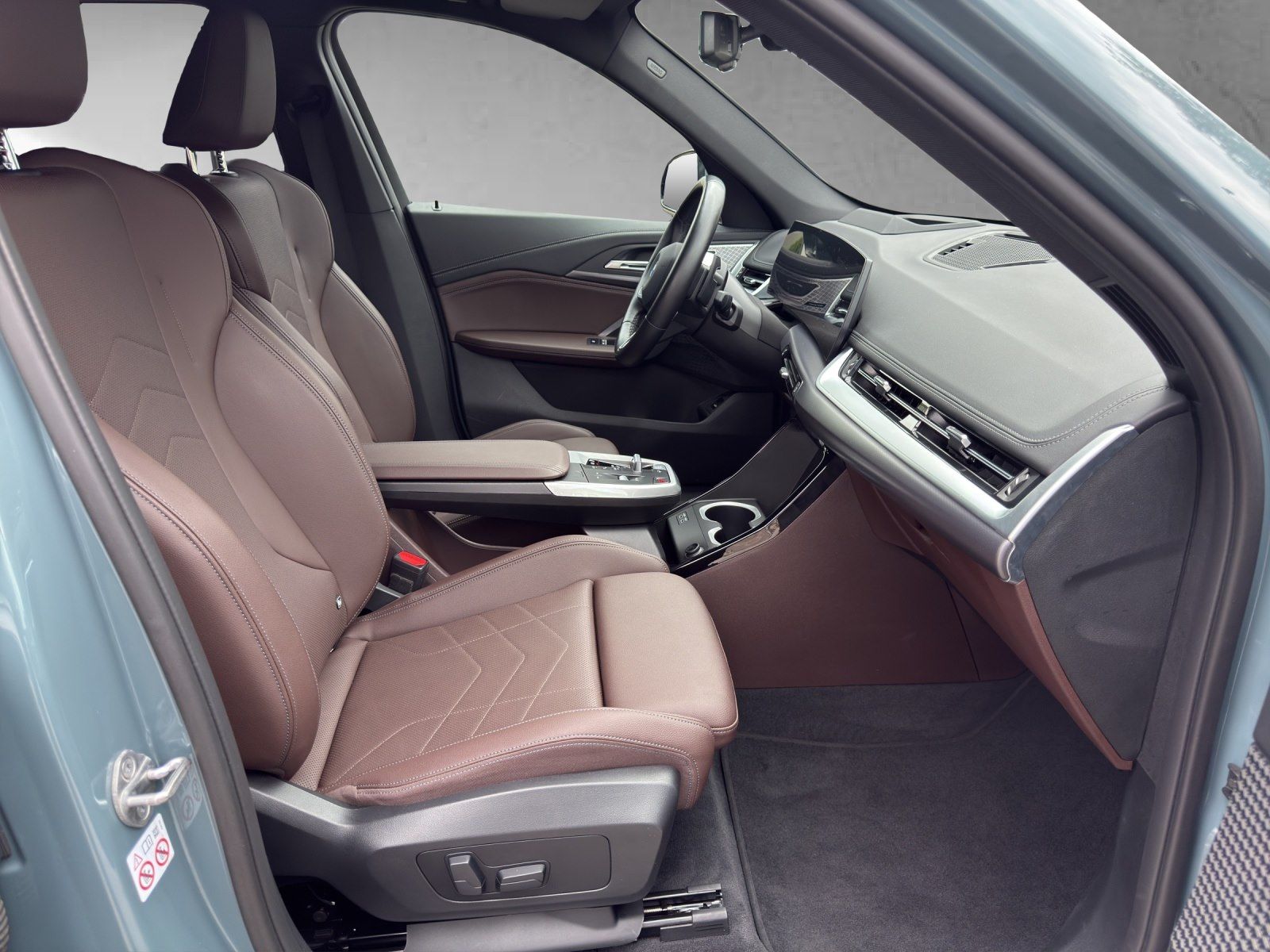 BMW X1 xDrive23i M Sport - Samsaru's Car Outlet