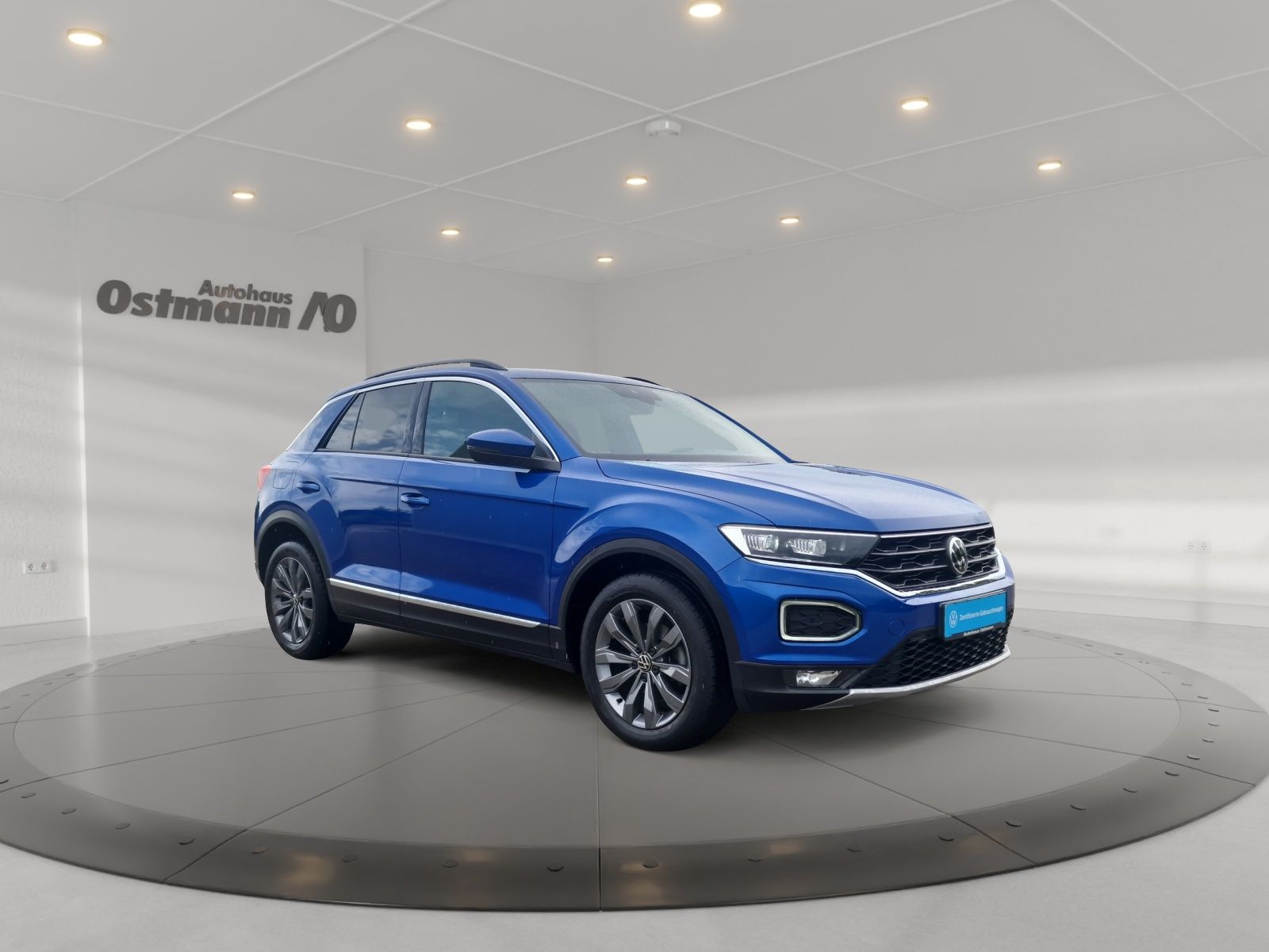 Volkswagen T-Roc 1.5 TSI Sport - Samsaru's Car Outlet