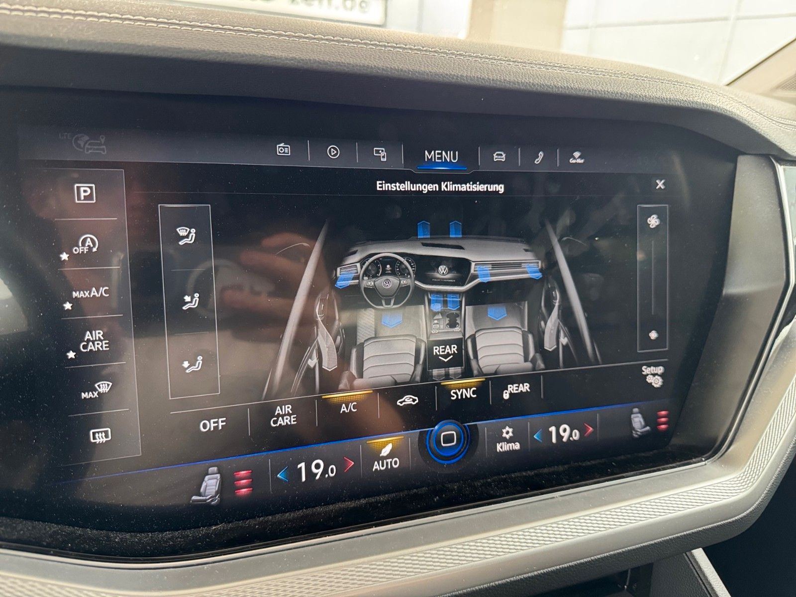 Volkswagen Touareg 4M - Samsaru's Car Outlet
