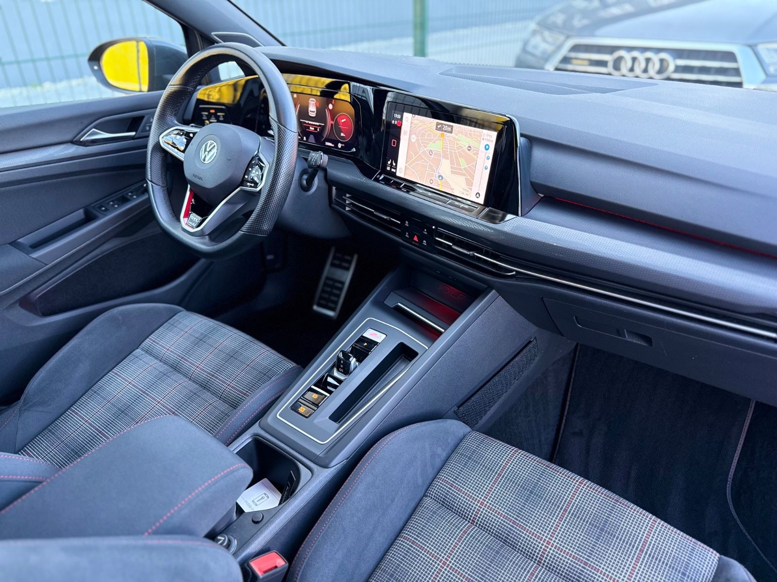 Volkswagen Golf VIII Lim. GTI - Samsaru's Car Outlet