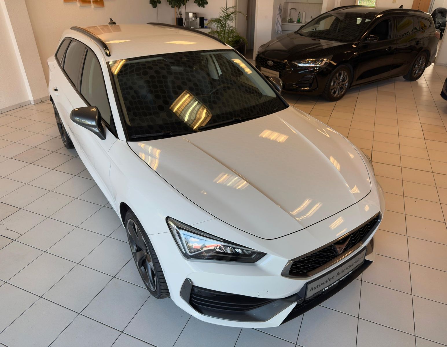 Cupra Leon Sportstourer 2.0 TDI DSG - Samsaru's Car Outlet