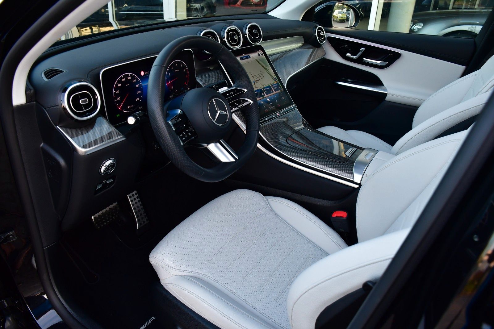 Mercedes-Benz GLC 200 Coupe 4Matic AMG Paket - Samsaru's Car Outlet