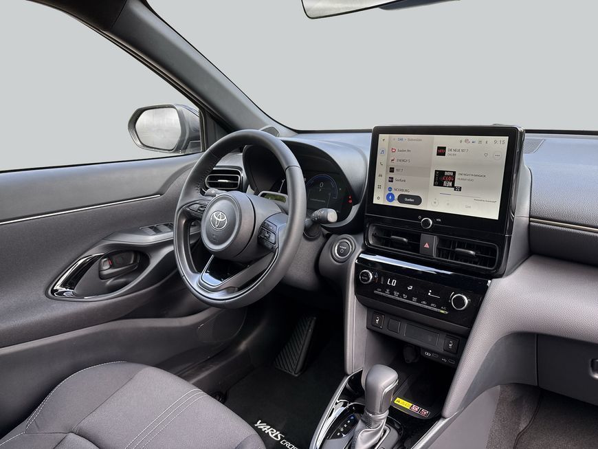 Toyota Yaris Cross Hybrid Teamplayer Technik-Paket PDC