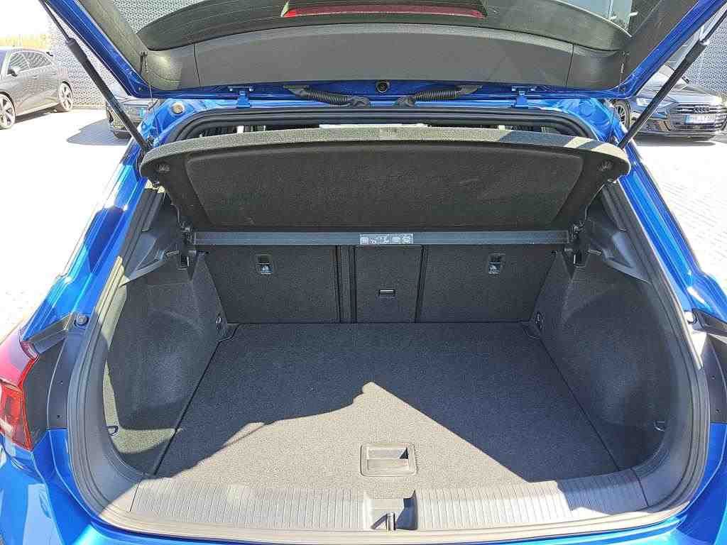 Volkswagen T-Roc 1.5 TSI SPORT - Samsaru's Car Outlet