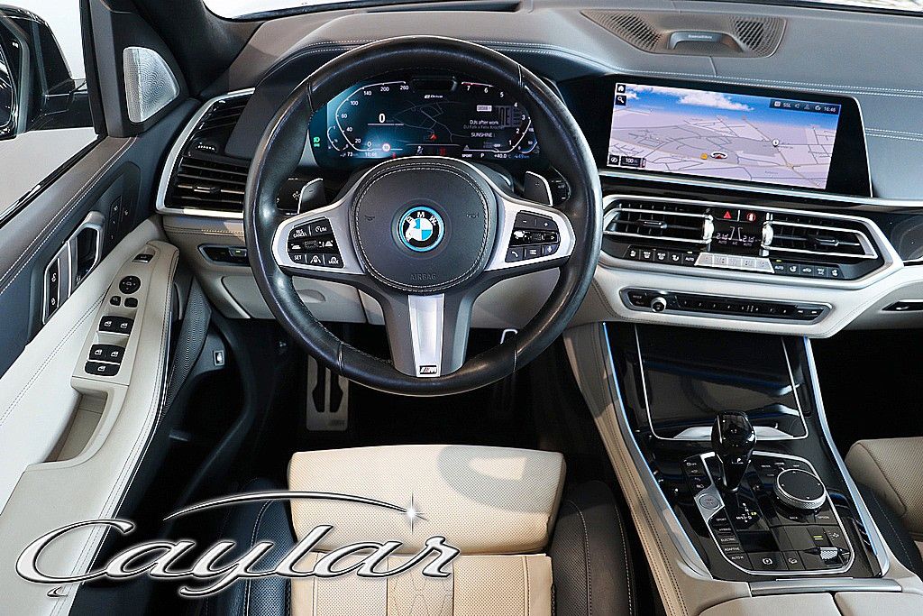 BMW X5 45e M SPORT SKY LOUNGE BELÜFTET NAPPA B&W 22"