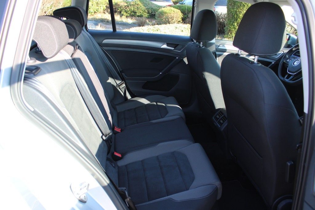 Volkswagen Golf Var 2.0 TDI DSG Comfortline - Samsaru's Car Outlet
