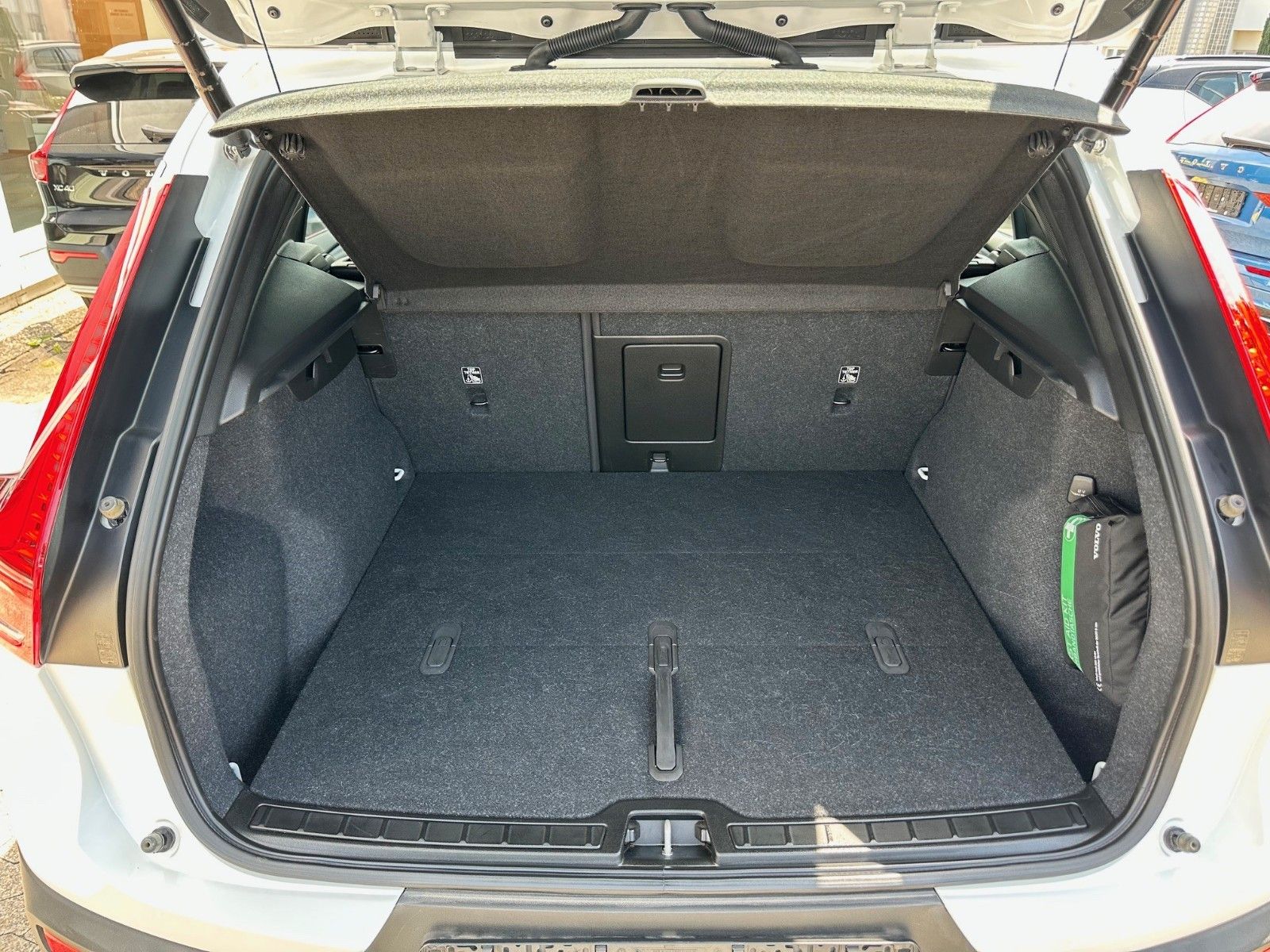 Volvo XC40 B5 Ultimate Dark AWD