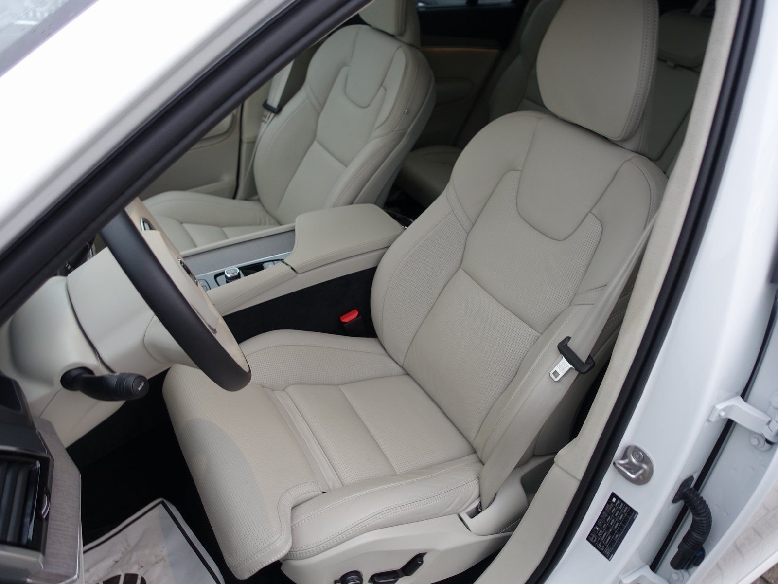 Volvo XC90 Ultra Dark T8 AWD Plug-in Hybrid PANO/FourC