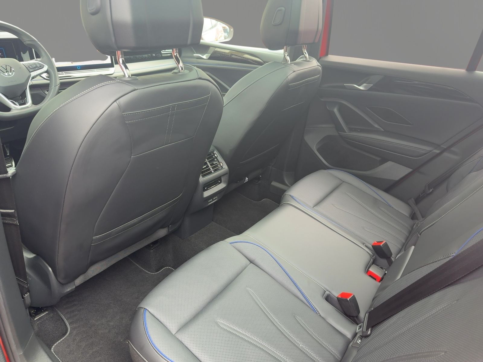 Volkswagen Tiguan R-Line Black Style TSI eHybrid AHK PANO