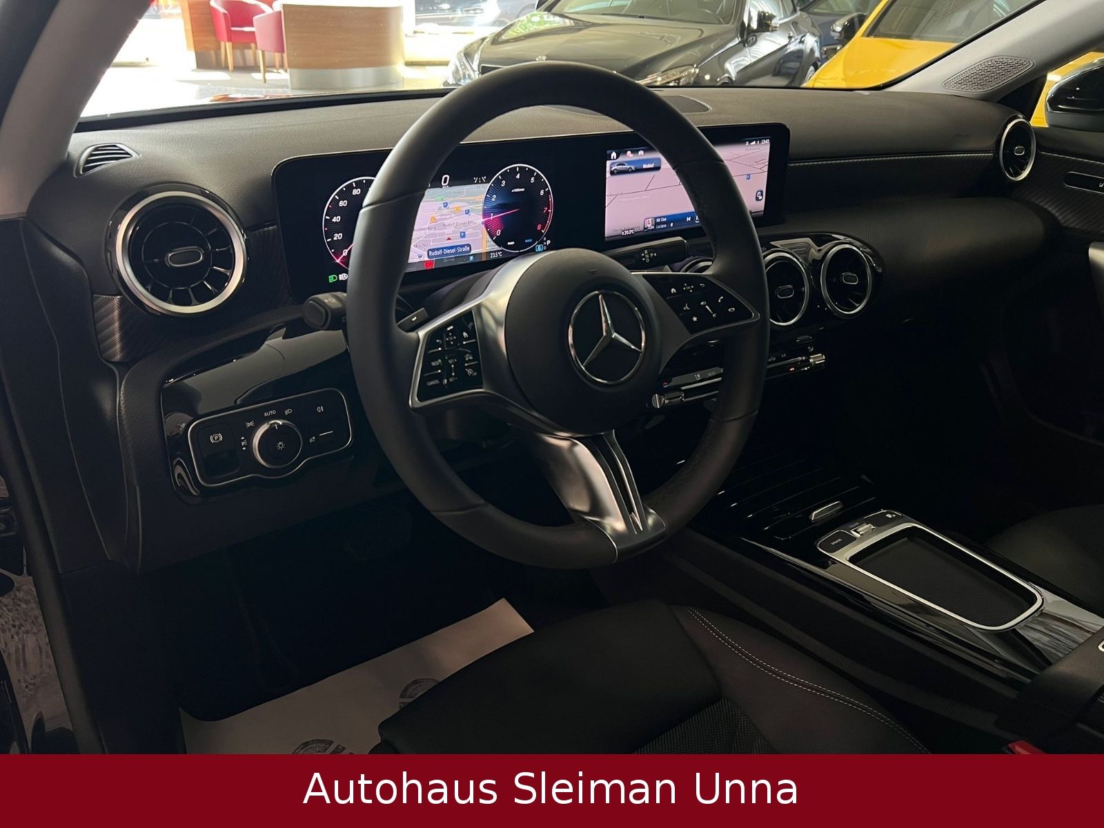 Mercedes-Benz A 180 A -Klasse - Samsaru's Car Outlet