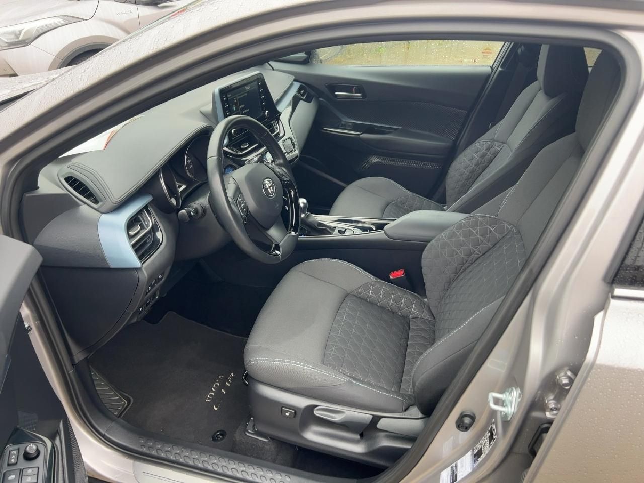 Toyota C-HR 2,0 Hybrid Team D inkl. AHK *Comfortpaket