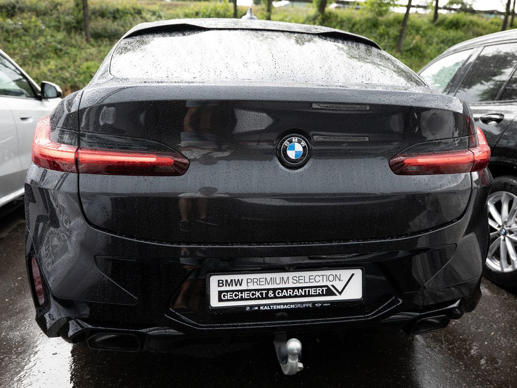 BMW X4 xDrive 30d M-Sport FACEL. PANO AHK HUD LASER