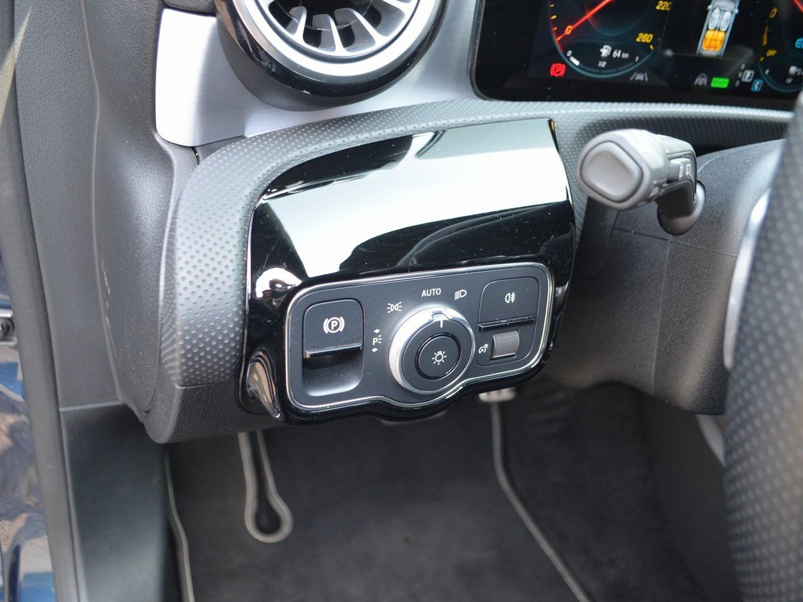 Mercedes-Benz e HYBR EDITION 2020 AMG - Samsaru's Car Outlet