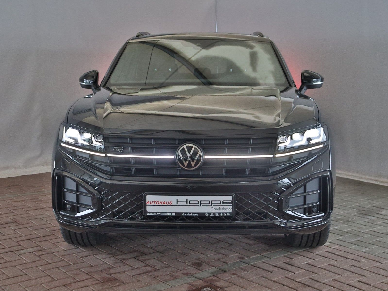 Volkswagen TOUAREG R-Line TDI+AHK+PANO+DYNA+BLACKSTYL+LUFT