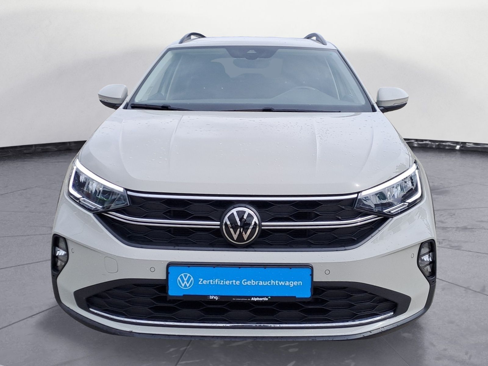 Volkswagen Taigo 1.0 TSI - Samsaru's Car Outlet