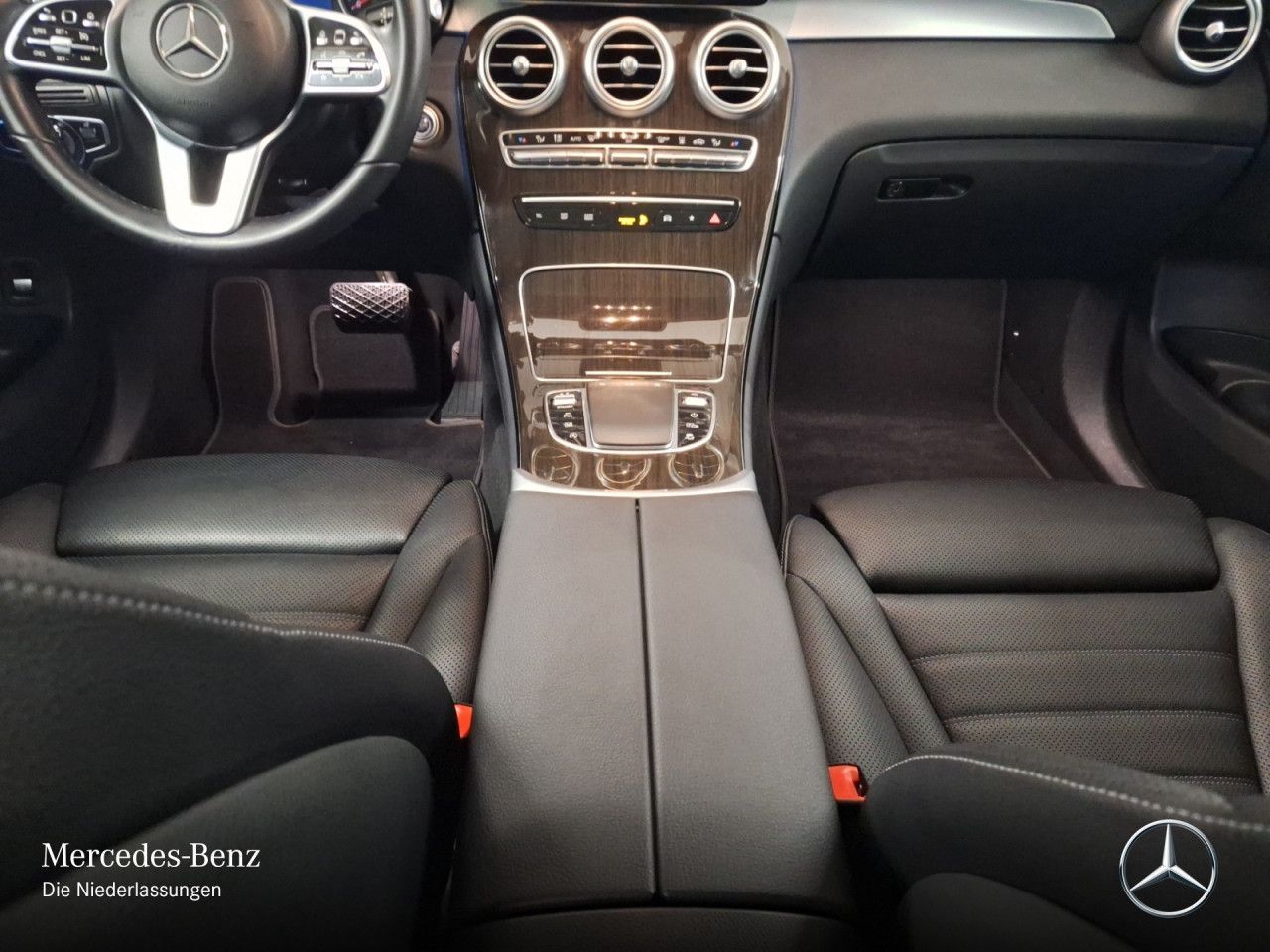 Mercedes-Benz GLC 300 d 4M - Samsaru's Car Outlet