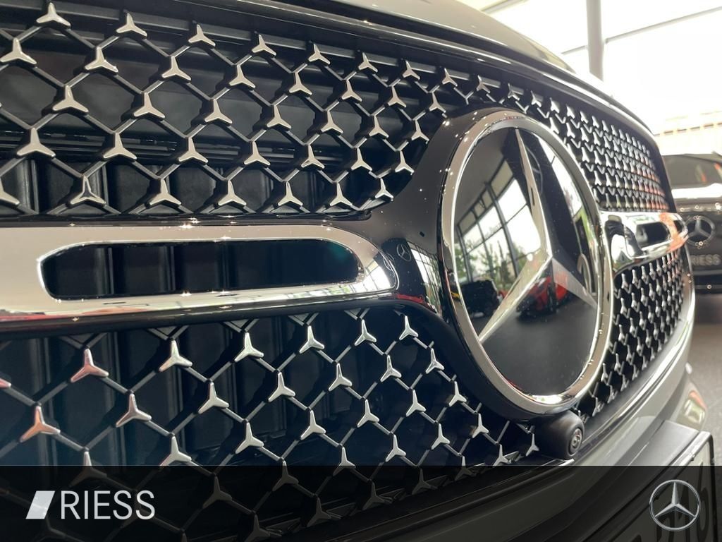 Mercedes-Benz GLC 300 d 4M AMG+PANO+AHK+DISTR+DIGI LIGHT+KEYL+
