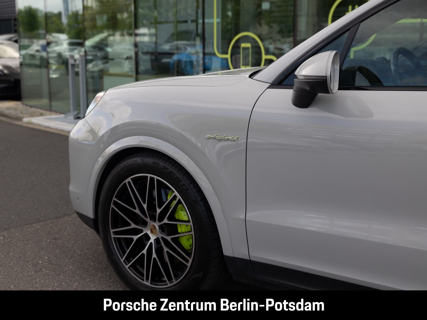Porsche Cayenne E-Hybrid BOSE InnoDrive Panoramadach LED