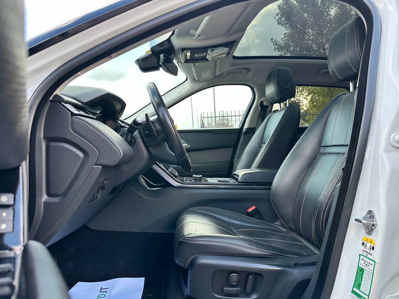 Range Rover Velar 2.0 Si4 BENZINA - Samsaru's Car Outlet