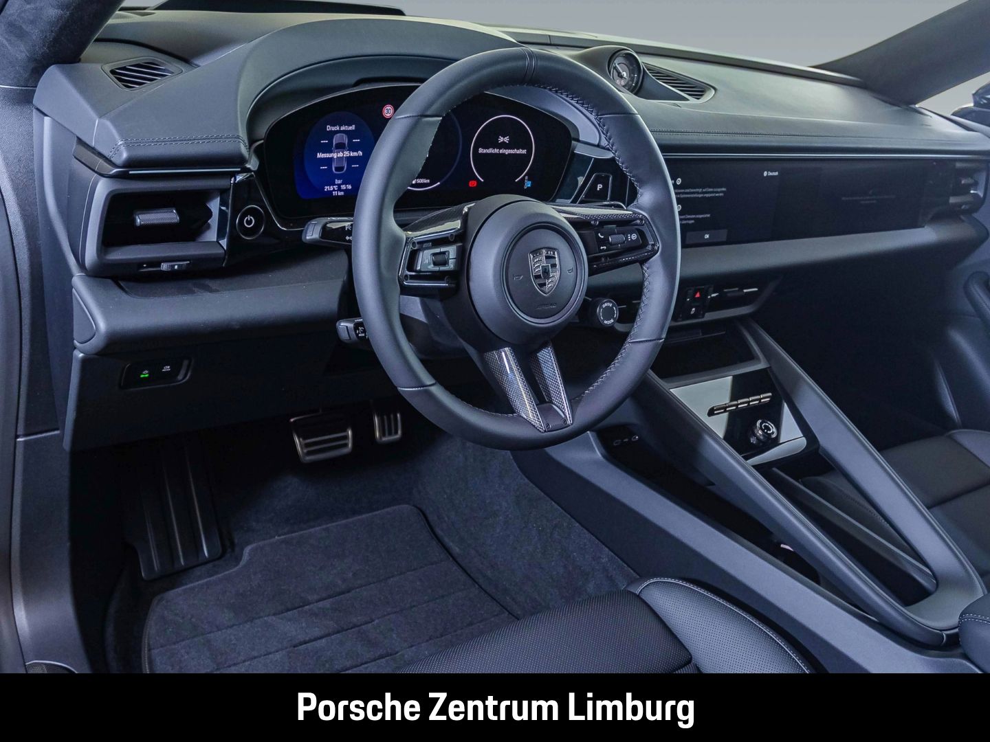 Porsche Macan Turbo BOSE Panoramadach Luftfederung LED