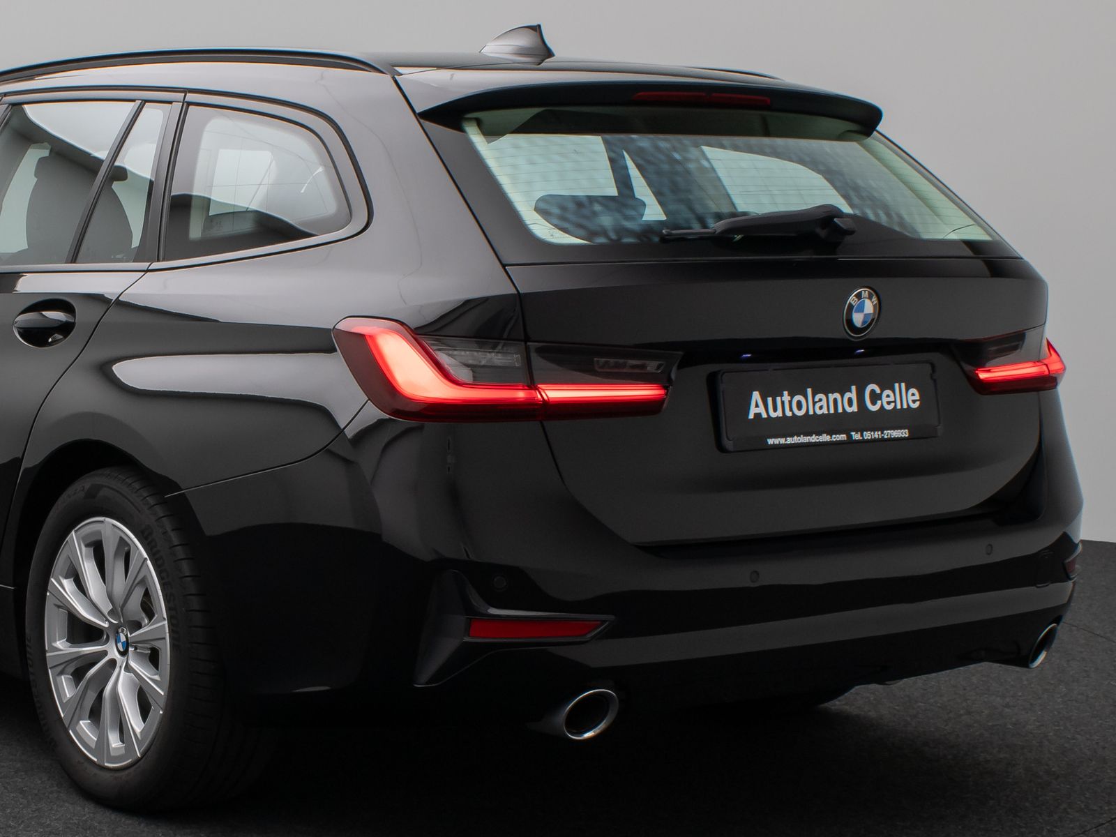 BMW 320d Sport - Samsaru's Car Outlet