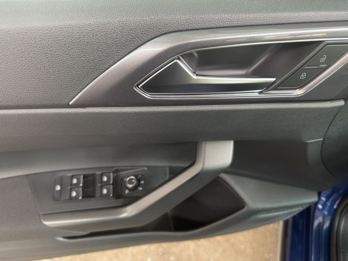 Volkswagen Taigo 1.0 TSI Style - Samsaru's Car Outlet