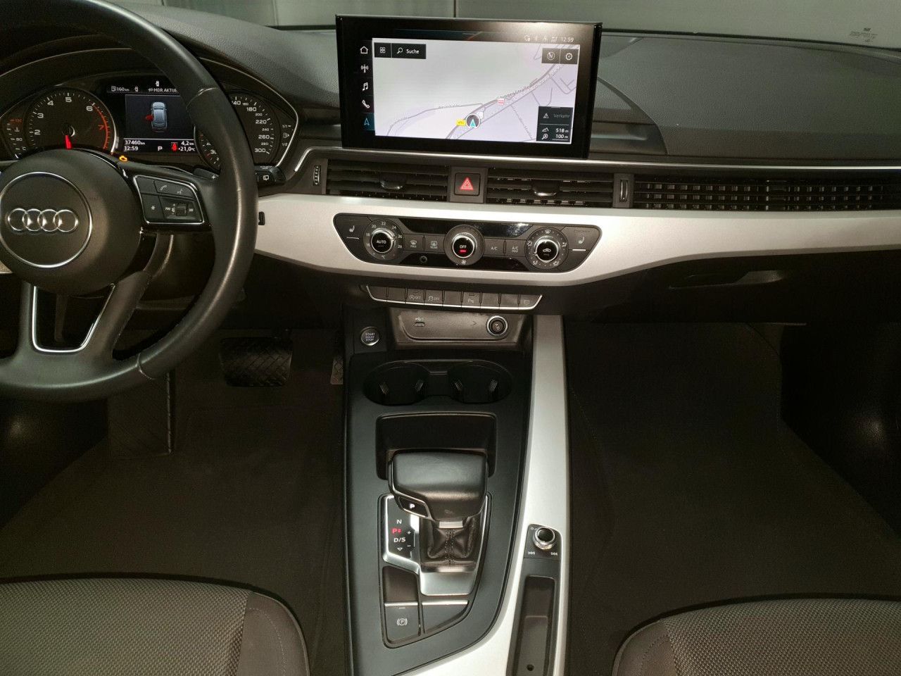 Audi A4 Avant 35TFSI S tronic - Samsaru's Car Outlet