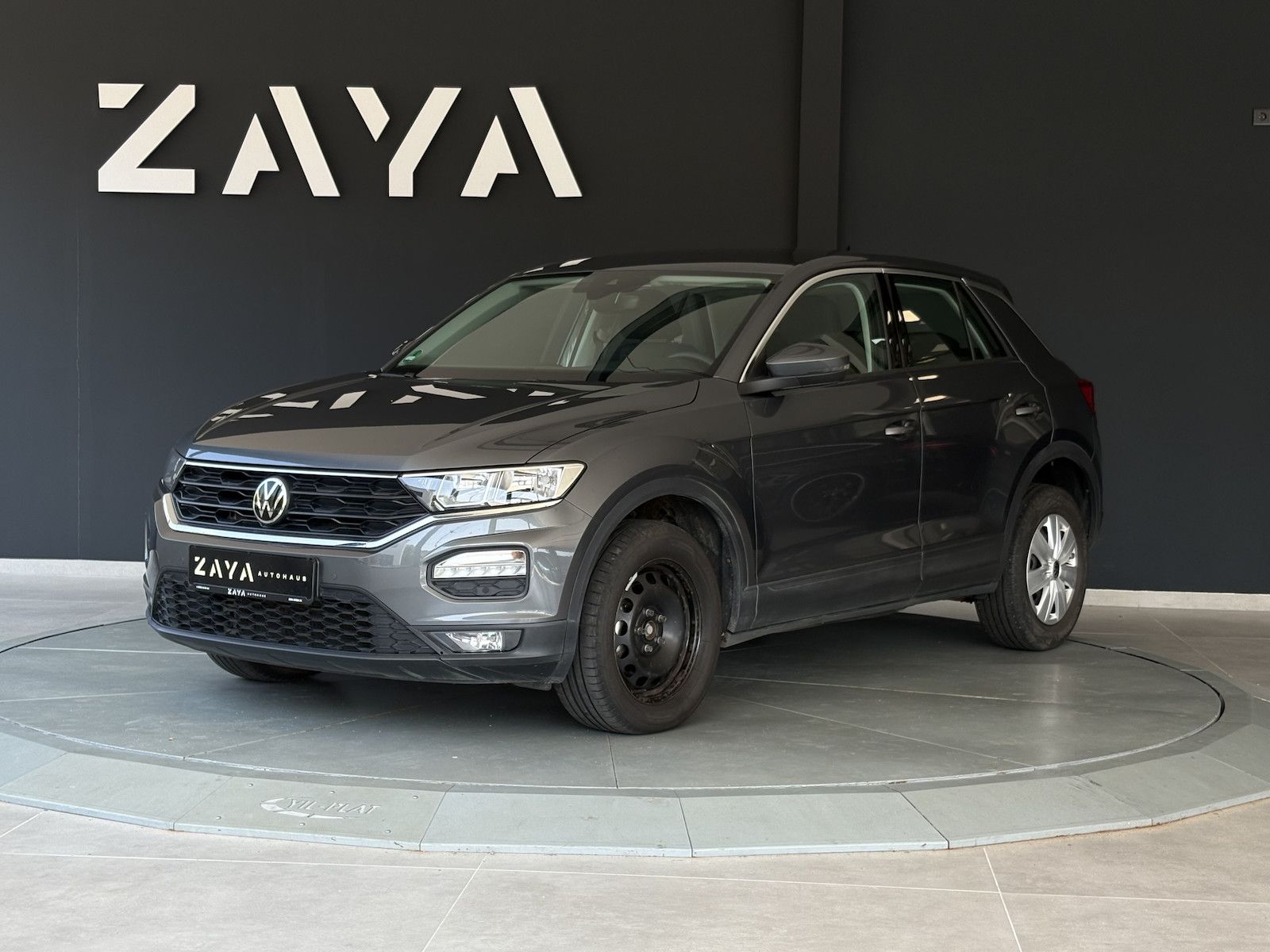 Volkswagen T-Roc 2.0 TDI - Samsaru's Car Outlet
