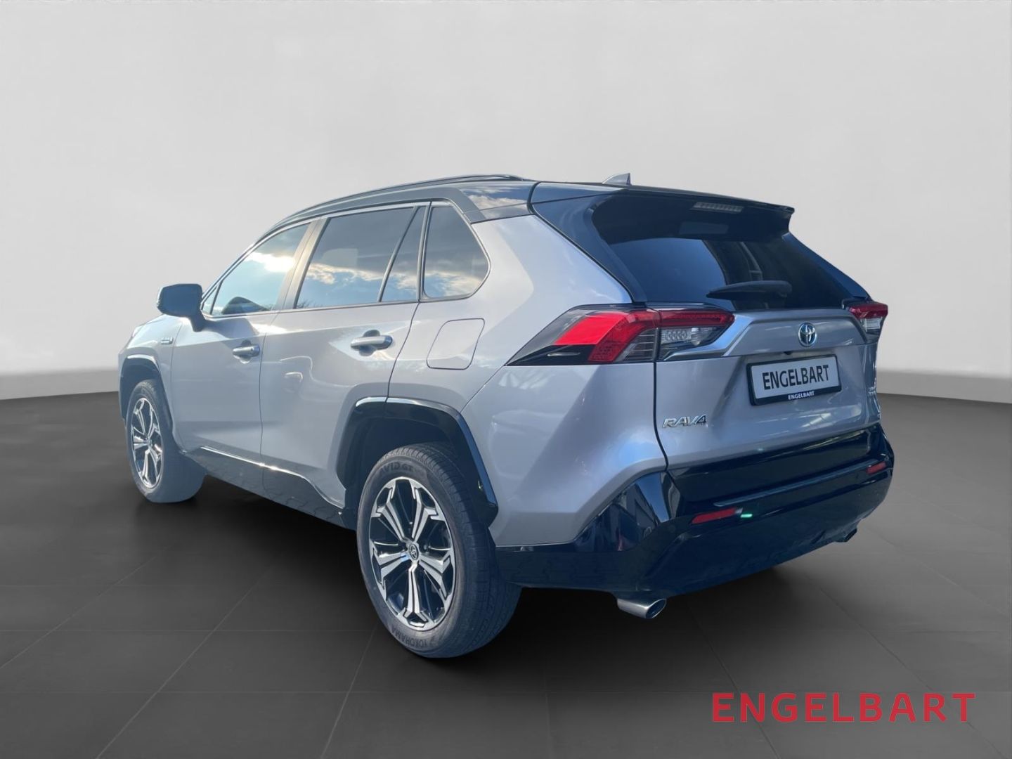Toyota RAV 4 2.5 Plug-in Hybrid 4x4 Style+Technik - Samsaru's Car Outlet