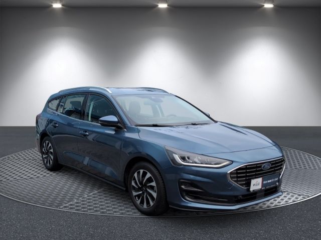Ford Focus Titanium Automatik Kamera ACC Fahrassisten
