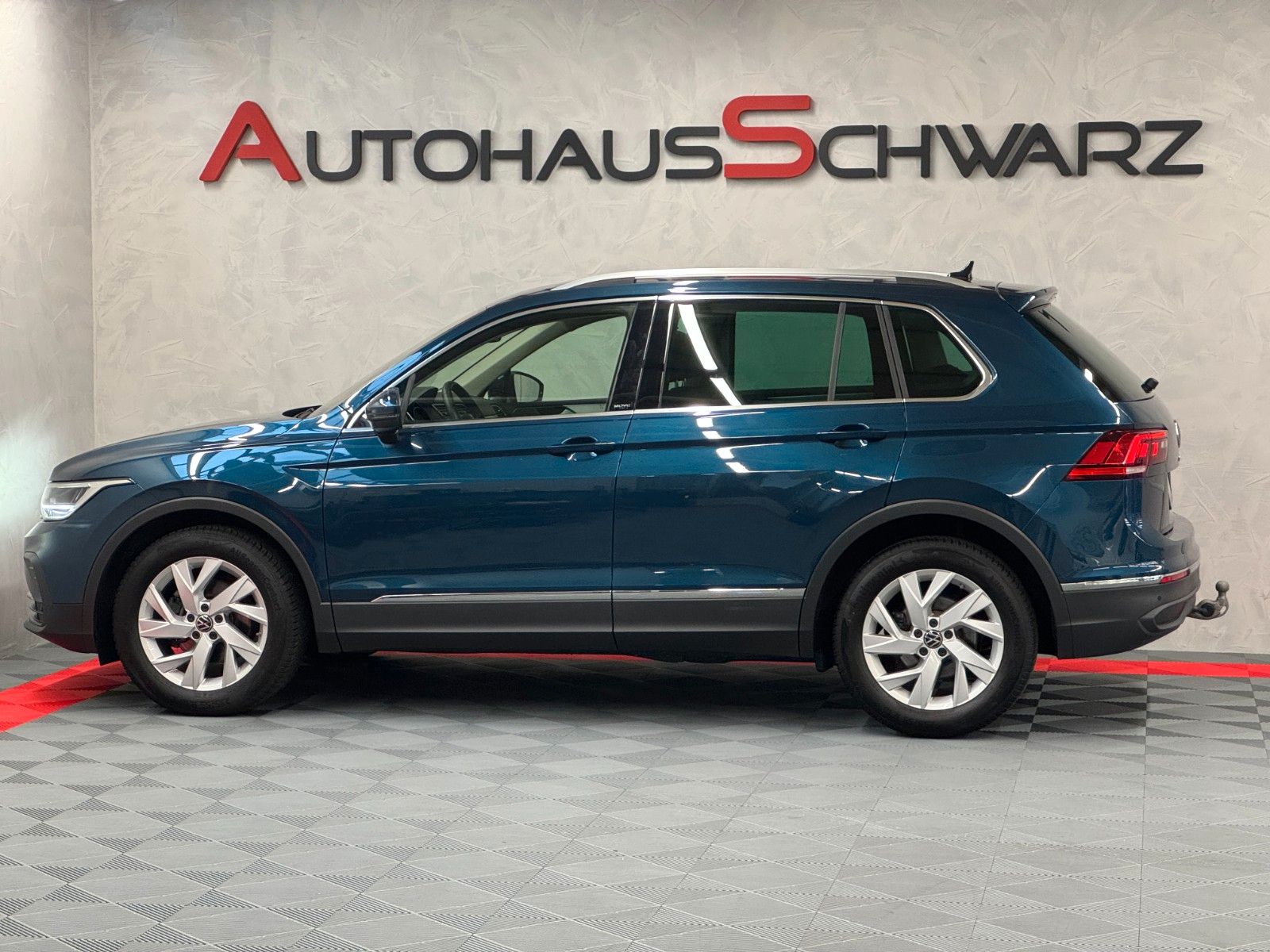Volkswagen Tiguan Move DSG - Samsaru's Car Outlet