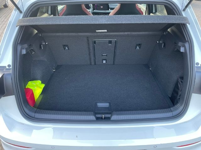 Volkswagen Golf VIII GTI TSI DSG - Samsaru's Car Outlet