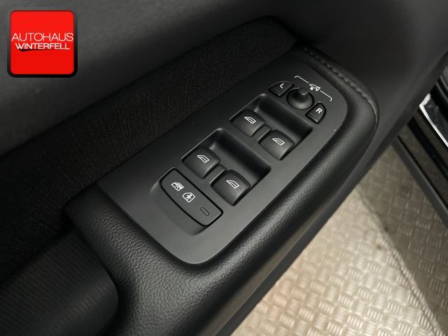 Volvo XC60 B4 - Samsaru's Car Outlet