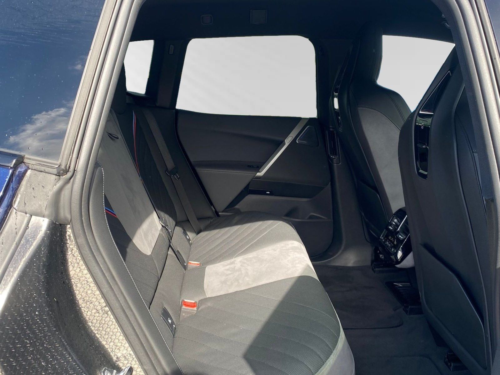 BMW iX M70 Lr. 914,- br. o.Anz. 27Mon/5`Km p.A.