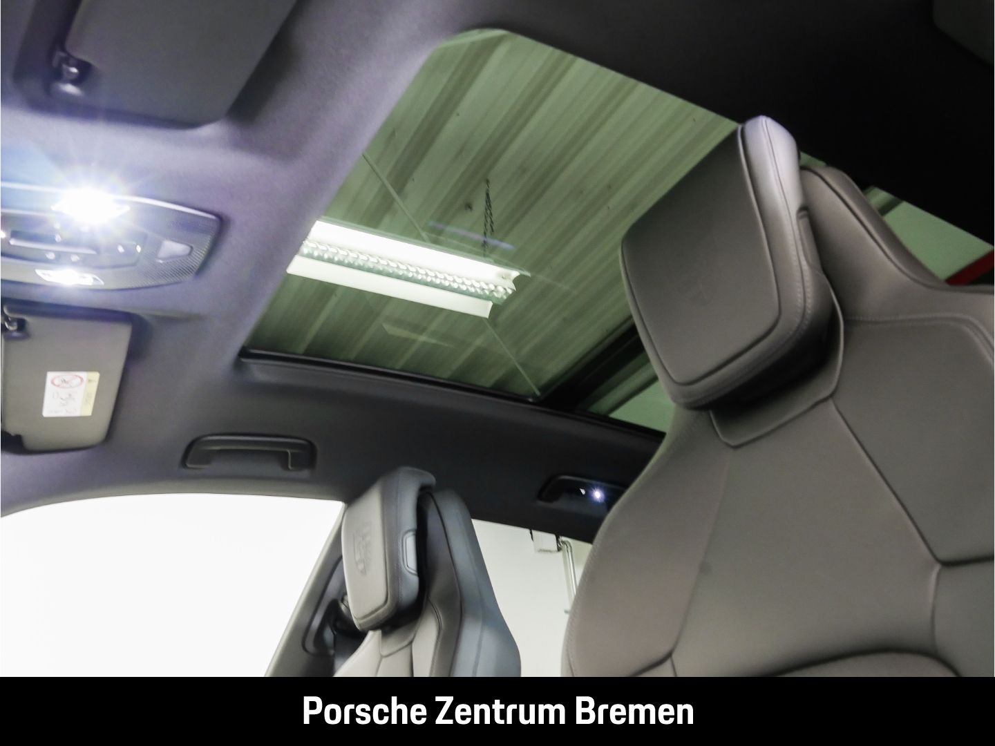 Porsche Macan 4 - Samsaru's Car Outlet