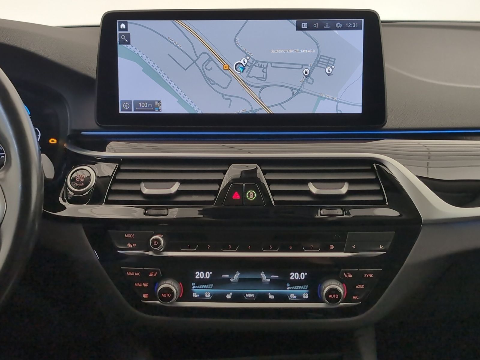 BMW 530e xDrive Lim Navi/Laser/HuD/KomfZg/PA/WLAN La