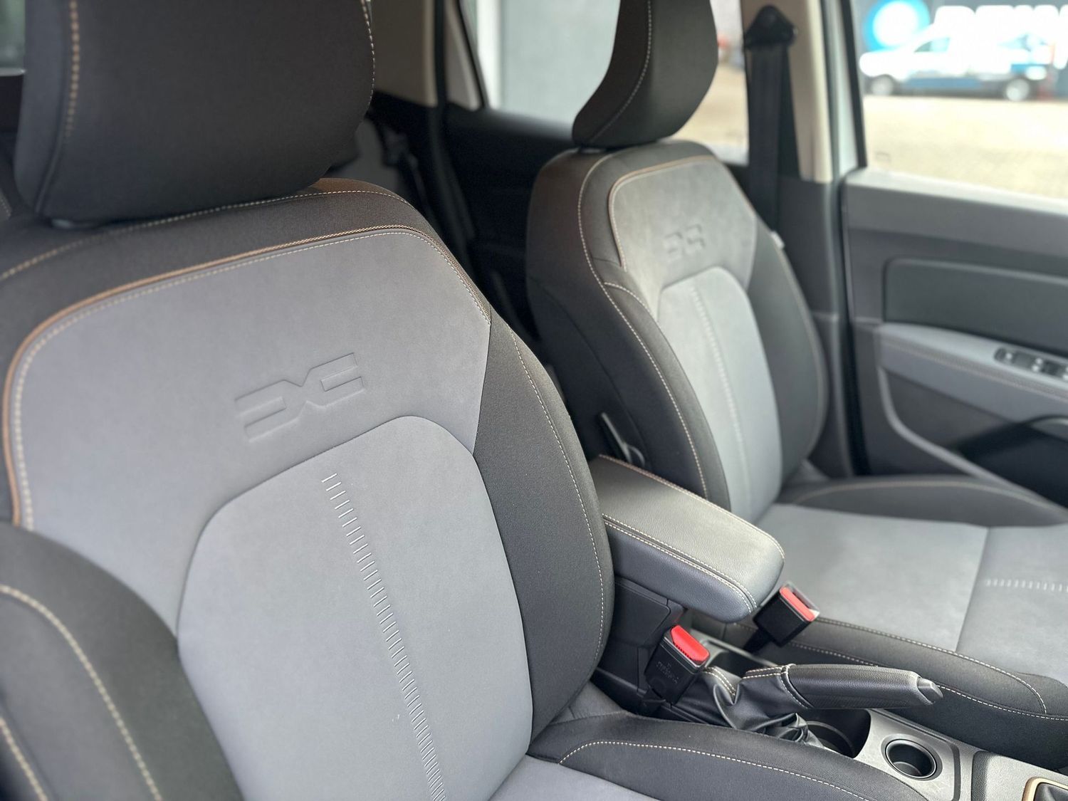 Dacia Duster Extreme - Samsaru's Car Outlet