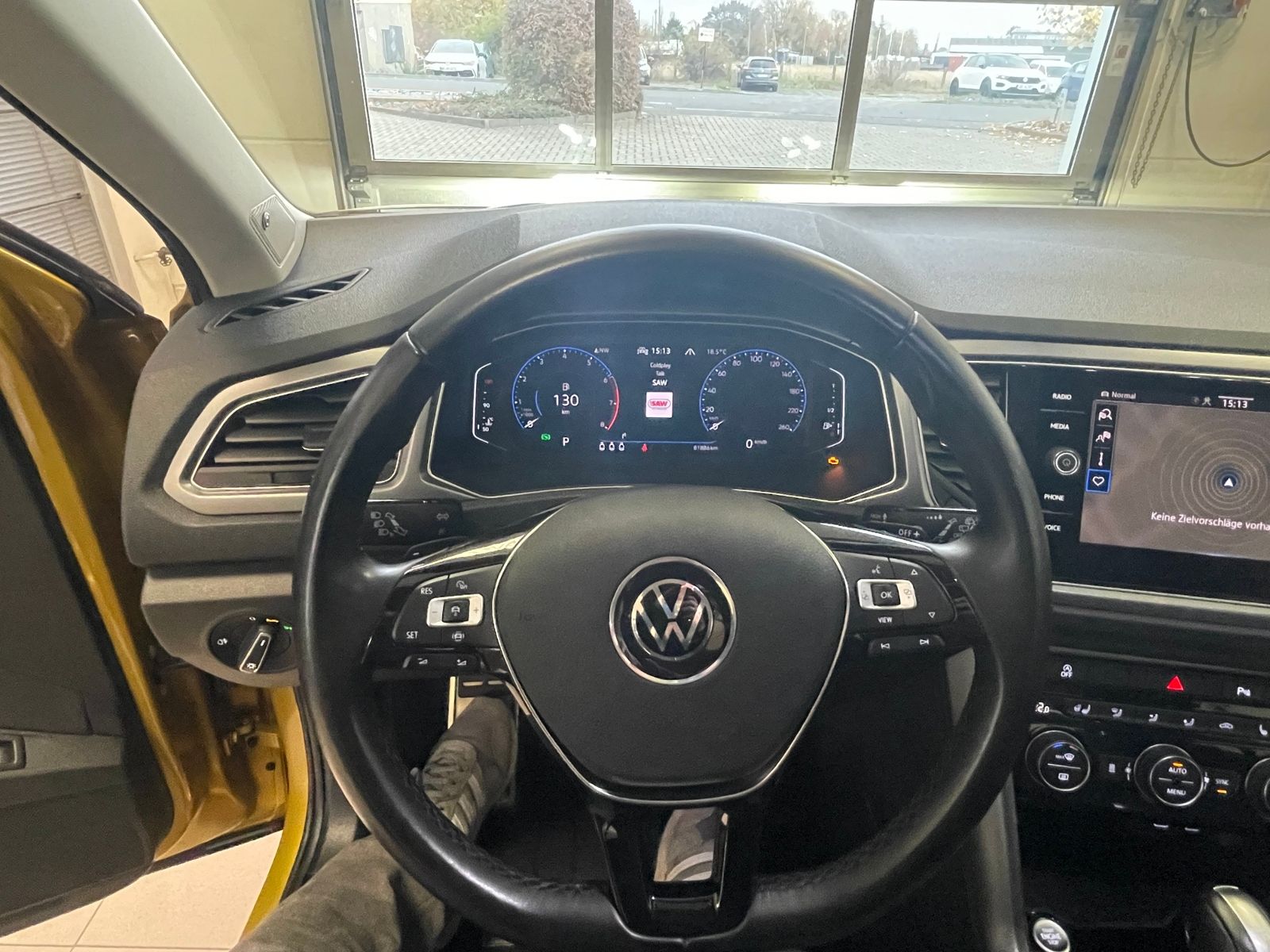 Volkswagen T-Roc 1.5 TSI Active - Samsaru's Car Outlet