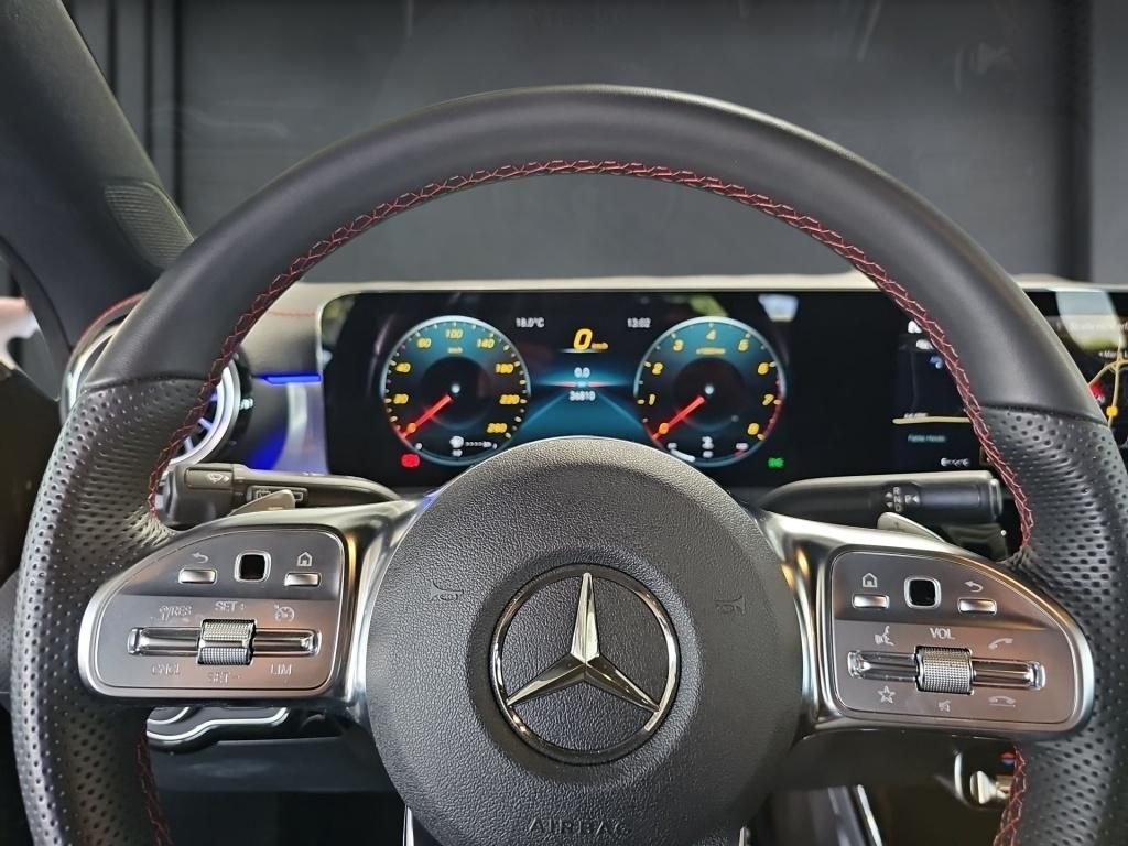 Mercedes-Benz CLA 200 SB AMG - Samsaru's Car Outlet